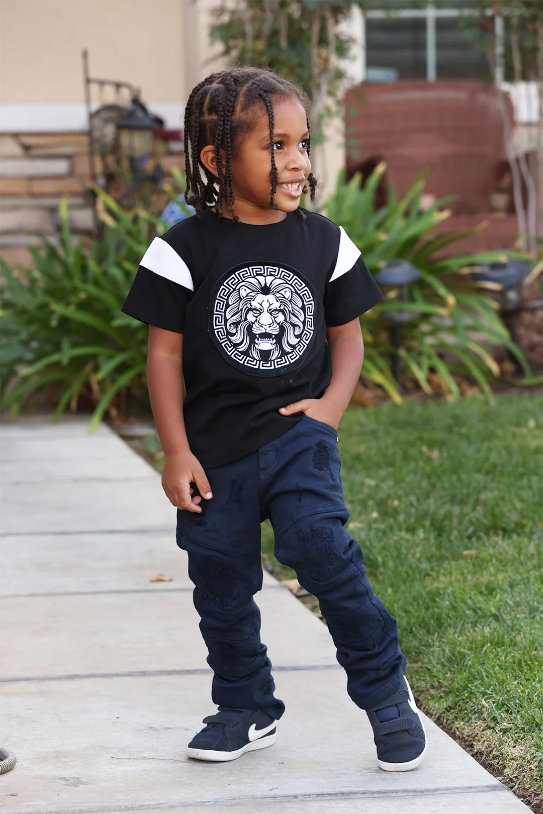 B103 Makobi Kids Leone Tee - Black - Image 3