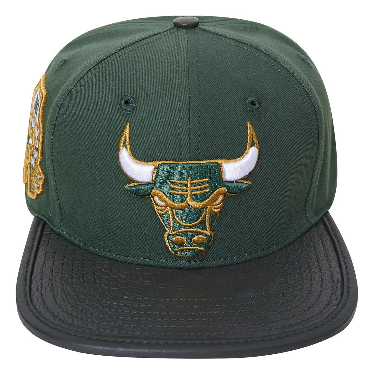 Pro Standard - Chicago Bulls Gator Visor Strapback Hat - Image 19