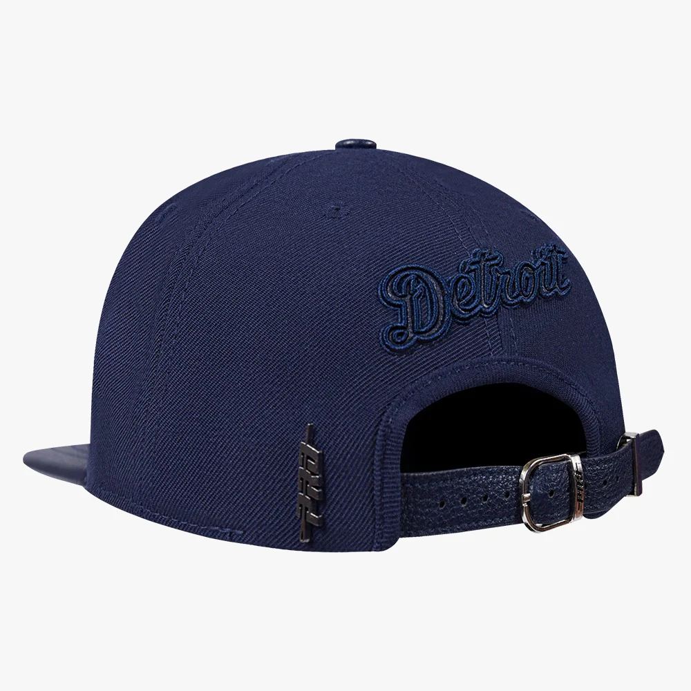 PRO STANDARD DETROIT TIGERS TRIPLE TONAL PRIMARY LOGO STRAPBACK HAT - Image 2