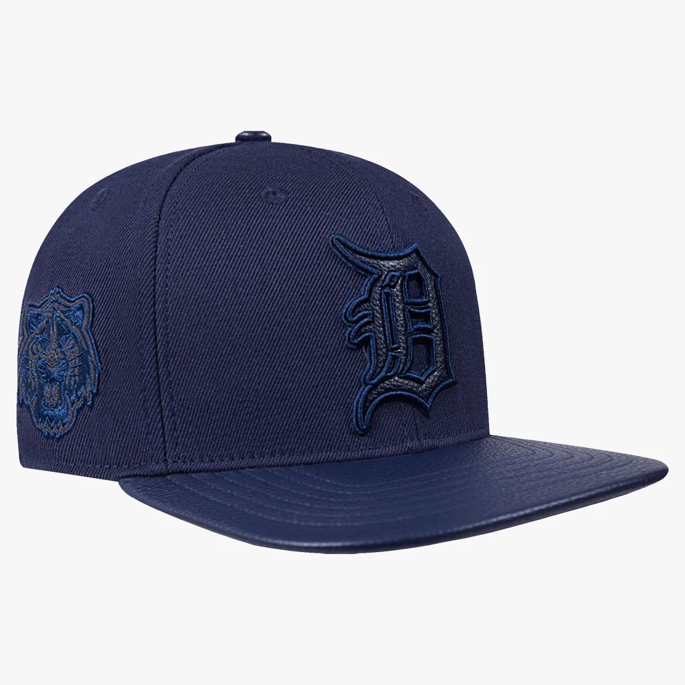 PRO STANDARD DETROIT TIGERS TRIPLE TONAL PRIMARY LOGO STRAPBACK HAT - Image 3